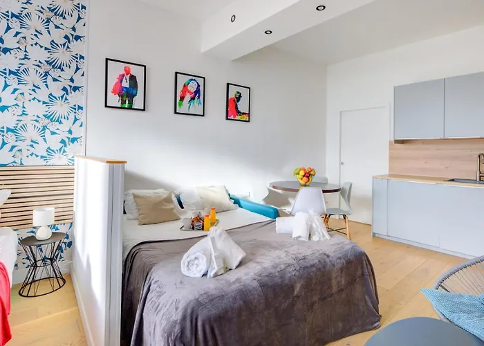 Bluestay 48 - Superb In Daire *