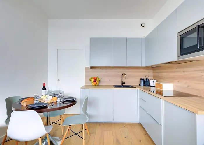 Bluestay 48 - Superb In *